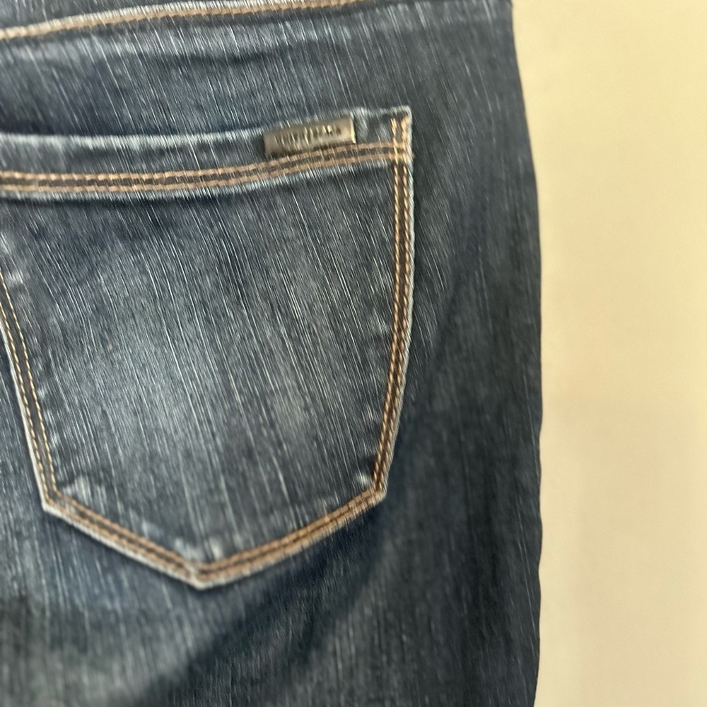 White house black market, the skimmer size 0 dark wash denim - Picture 7 of 12